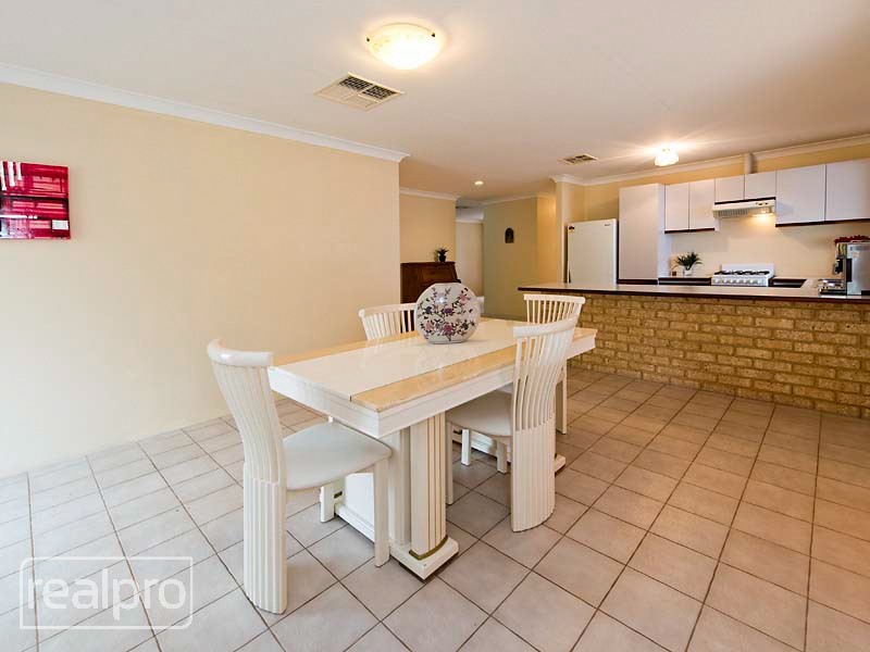 60B Cloister Avenue, Manning WA 6152