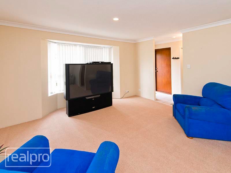 60B Cloister Avenue, Manning WA 6152