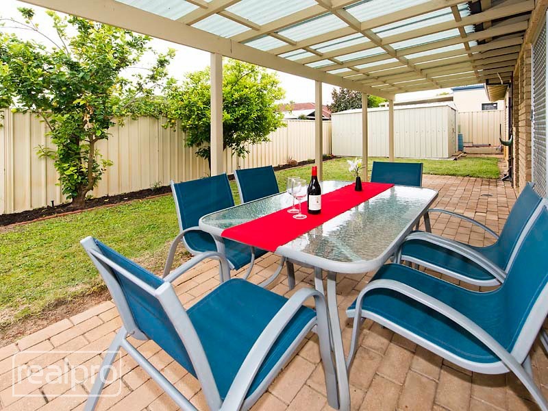 60B Cloister Avenue, Manning WA 6152