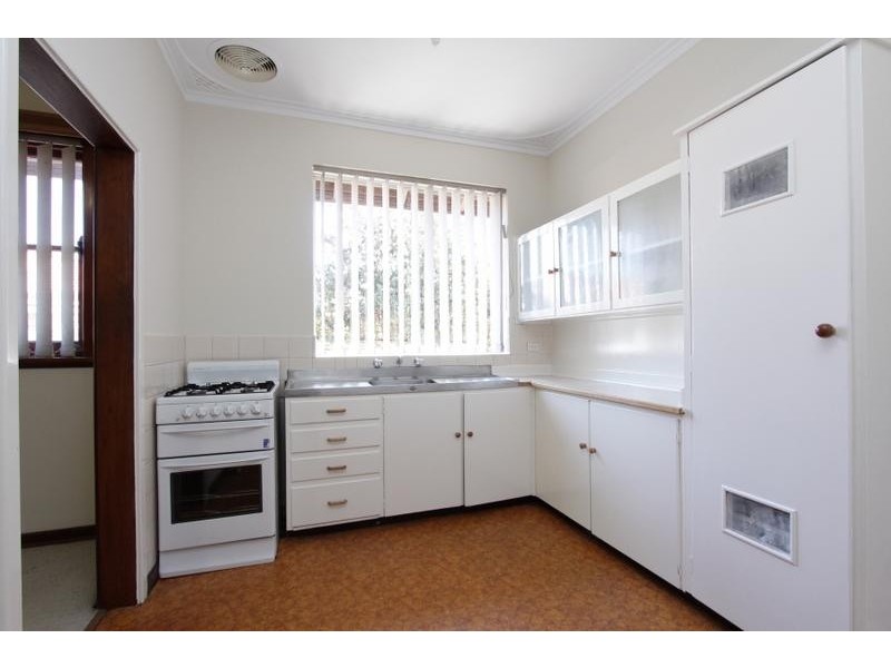 4 Godwin Avenue, Manning WA 6152