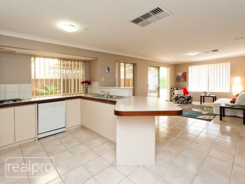 29A Goss Avenue, Manning WA 6152