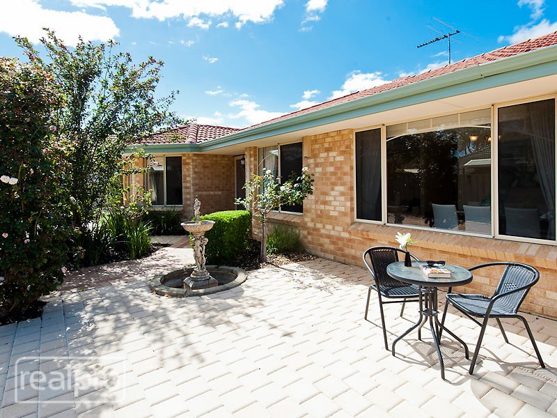 35A Griffin Crescent, Manning WA 6152