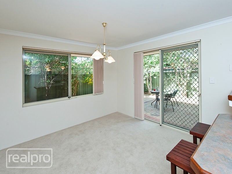 35A Griffin Crescent, Manning WA 6152