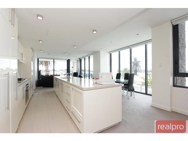 201E/70 Canning Beach Road, Applecross WA 6153