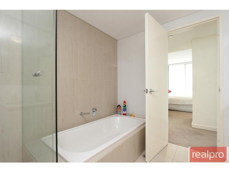 201E/70 Canning Beach Road, Applecross WA 6153