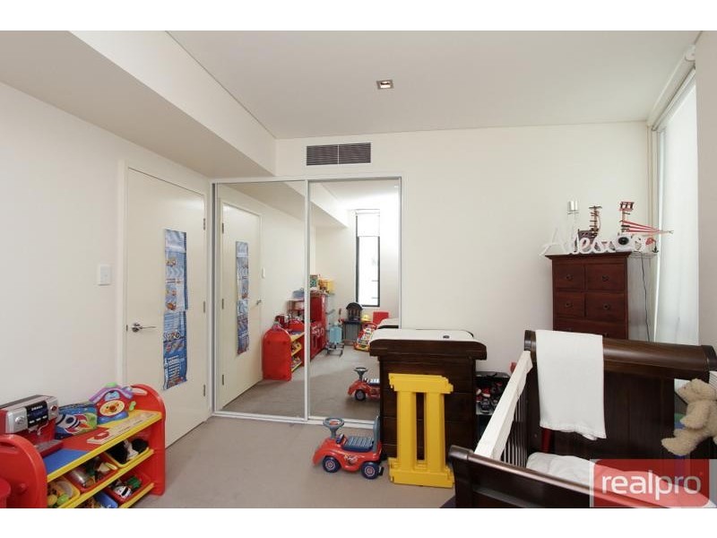 201E/70 Canning Beach Road, Applecross WA 6153