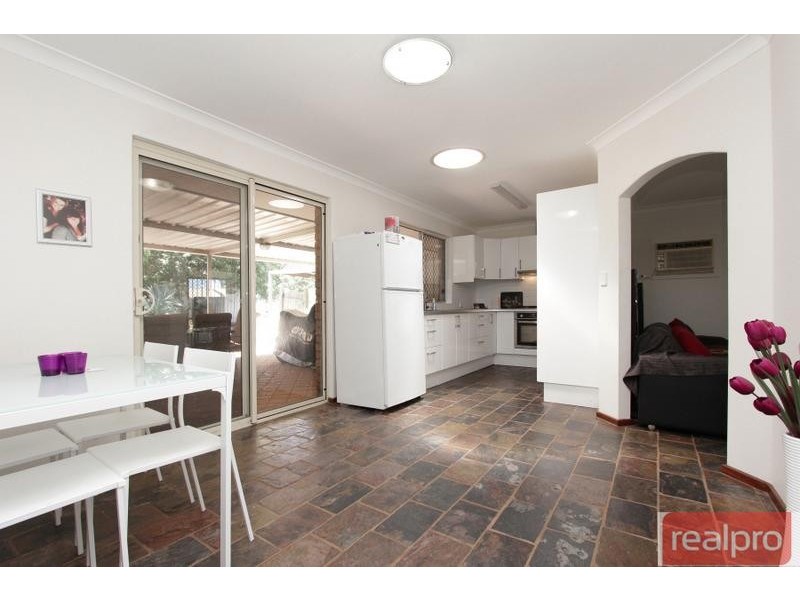 59 Esperanto Way, Westminster WA 6061