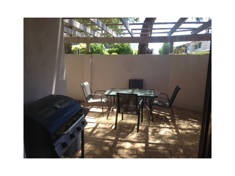 1/44 Mill Point Road, South Perth WA 6151