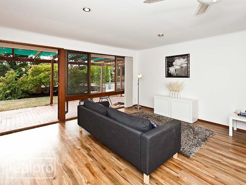 1/79 Ley Street, Como WA 6152
