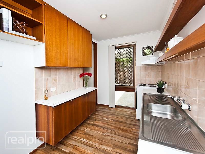 1/79 Ley Street, Como WA 6152