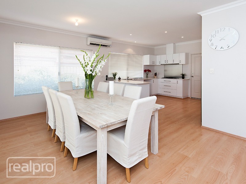 23 Bickley Crescent, Manning WA 6152