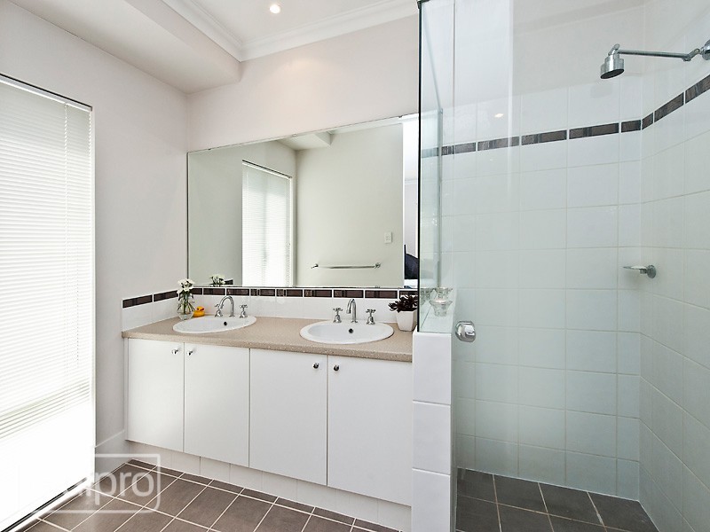 23 Bickley Crescent, Manning WA 6152