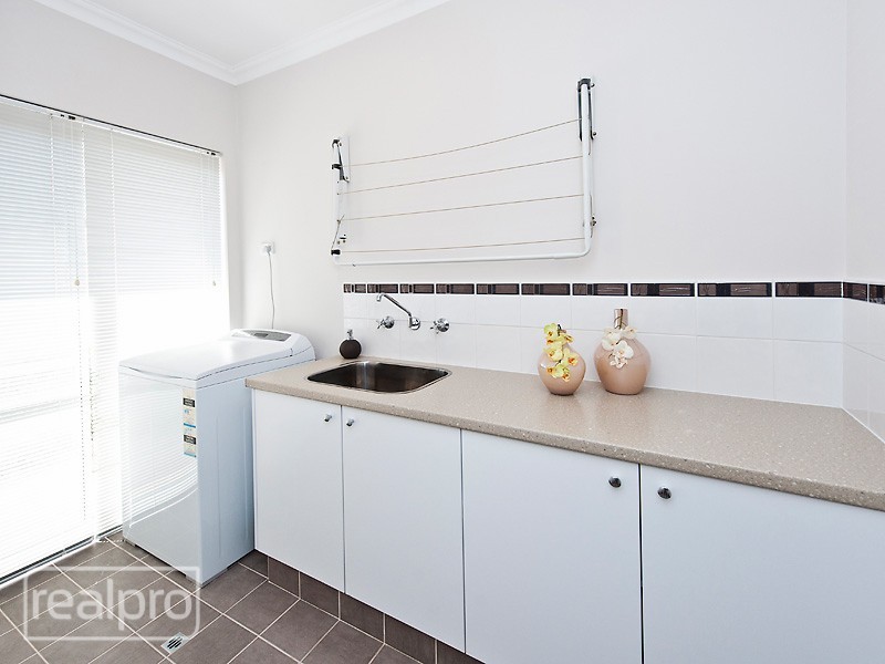 23 Bickley Crescent, Manning WA 6152