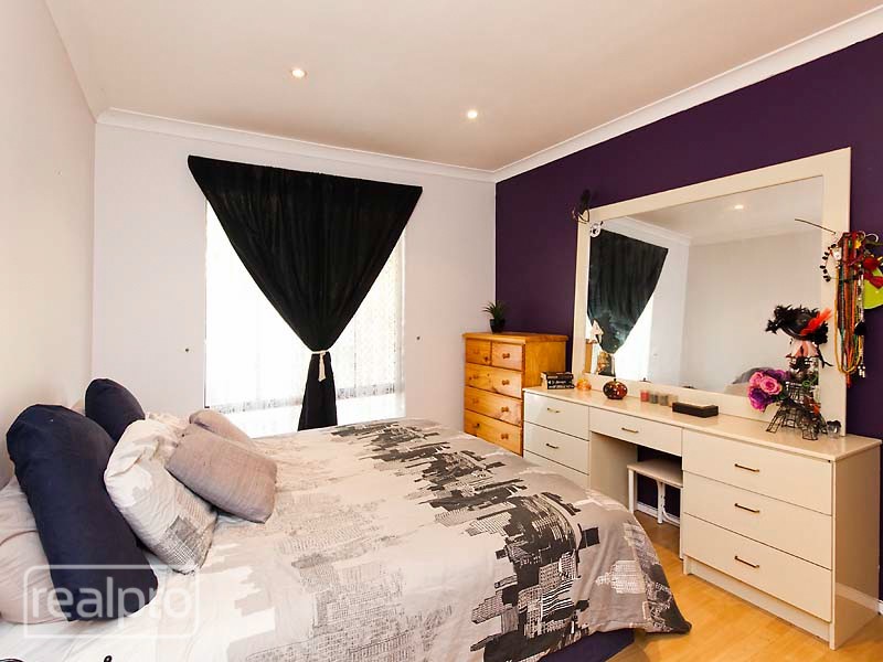2/84 Clydesdale Street, Como WA 6152
