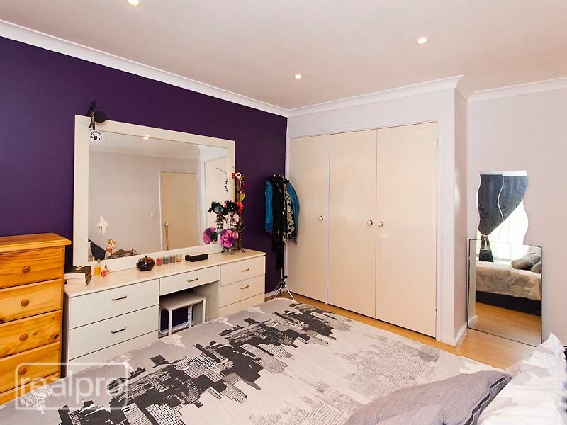 2/84 Clydesdale Street, Como WA 6152