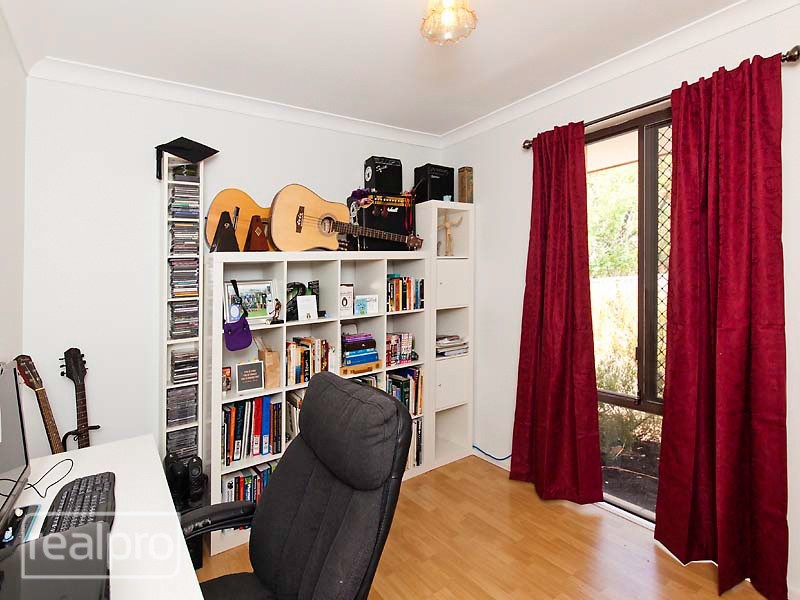 2/84 Clydesdale Street, Como WA 6152