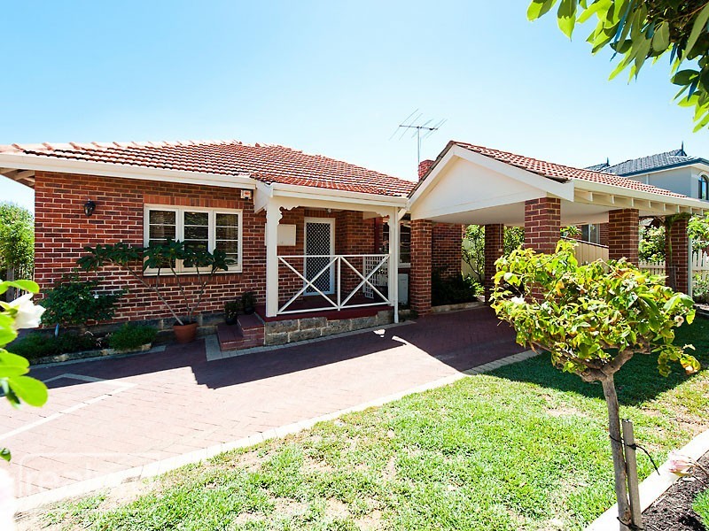 50A Hope Avenue, Manning WA 6152