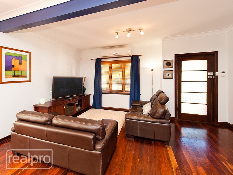 50A Hope Avenue, Manning WA 6152