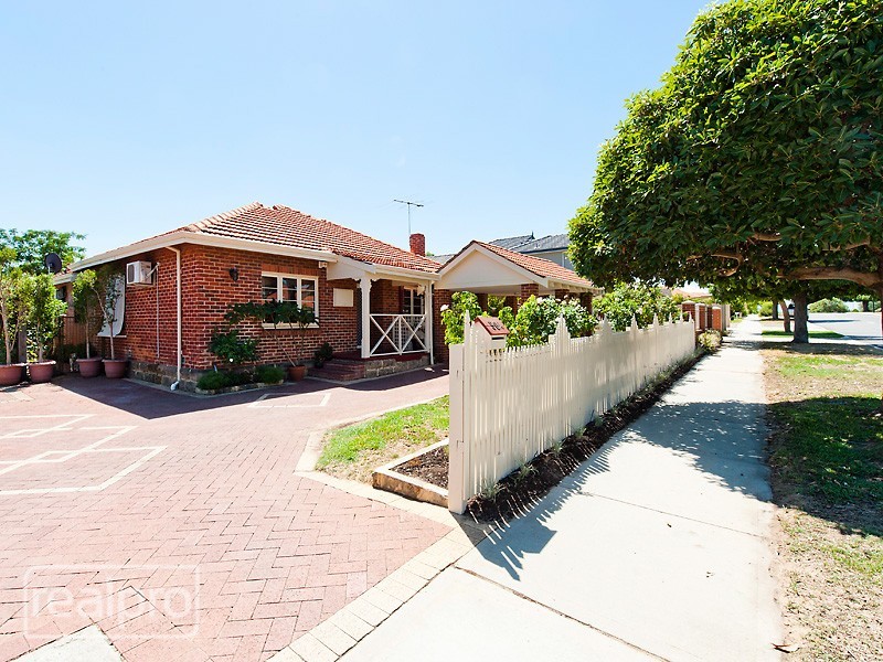 50A Hope Avenue, Manning WA 6152