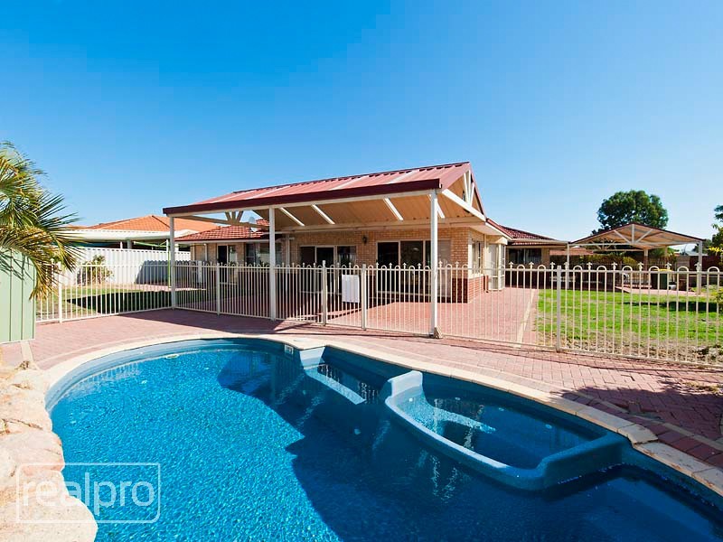 57 Goodwood Way, Canning Vale WA 6155