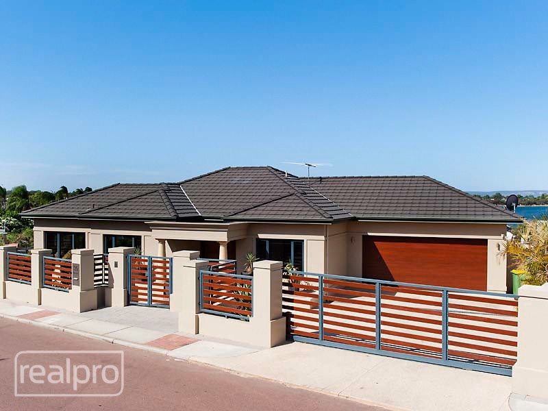 39 River Way, Salter Point WA 6152