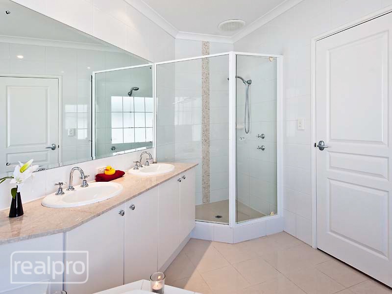 1/35 McDonald Street, Como WA 6152