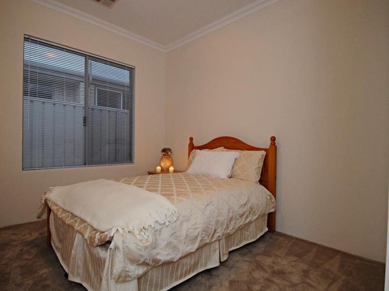 54 Canavan Crescent, Manning WA 6152