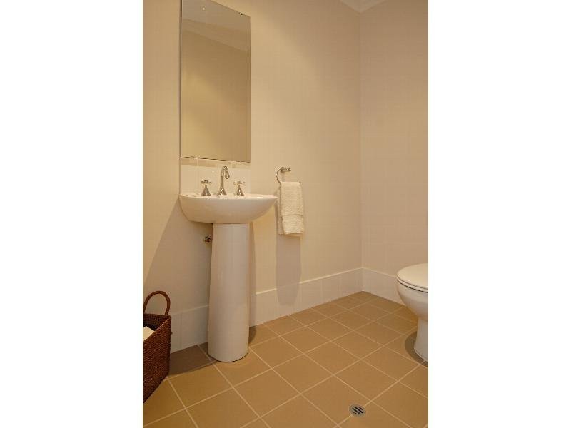 54 Canavan Crescent, Manning WA 6152