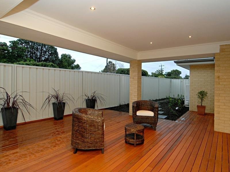 54 Canavan Crescent, Manning WA 6152