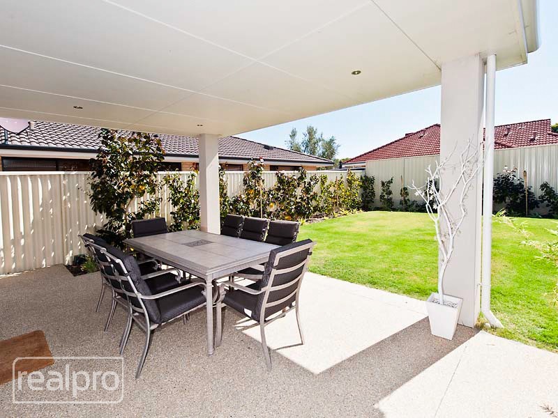 24A Hope Avenue, Manning WA 6152