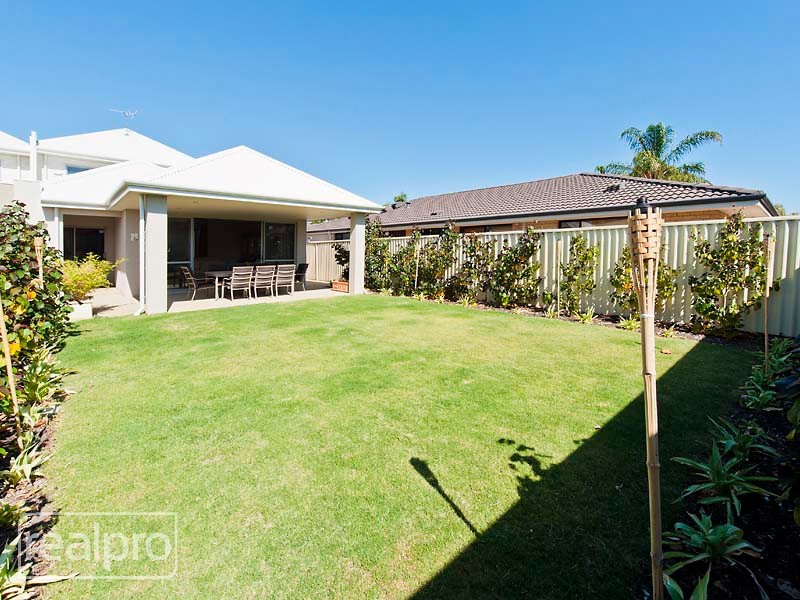 24A Hope Avenue, Manning WA 6152