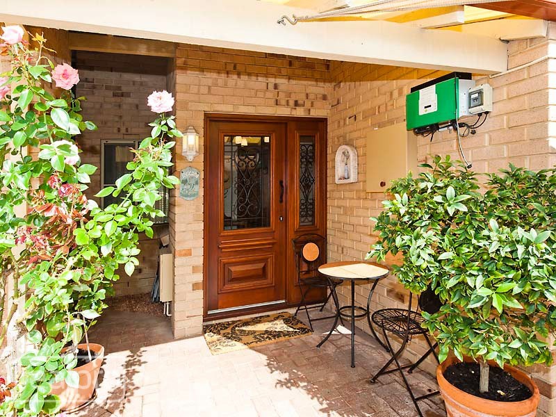 7B Unwin Crescent, Salter Point WA 6152