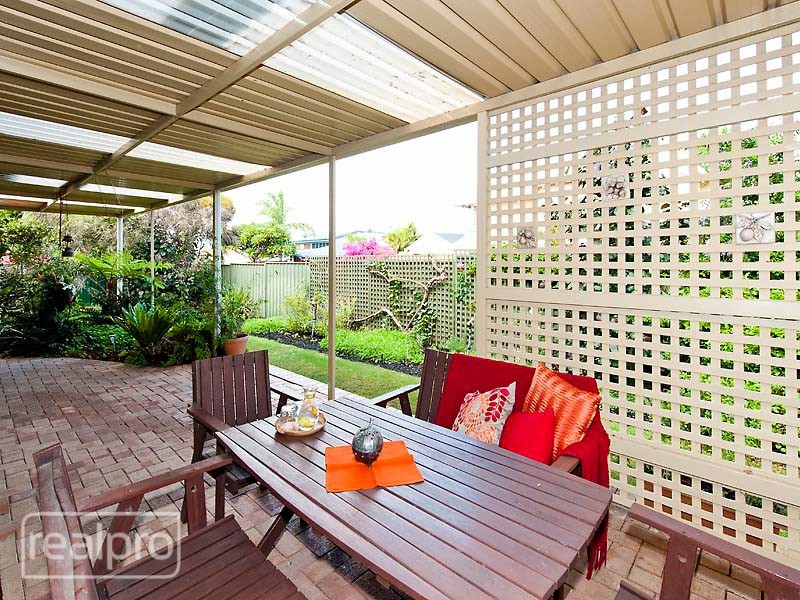 7B Unwin Crescent, Salter Point WA 6152