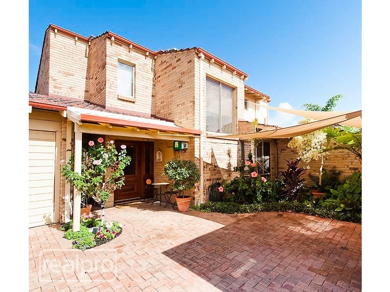 7B Unwin Crescent, Salter Point WA 6152