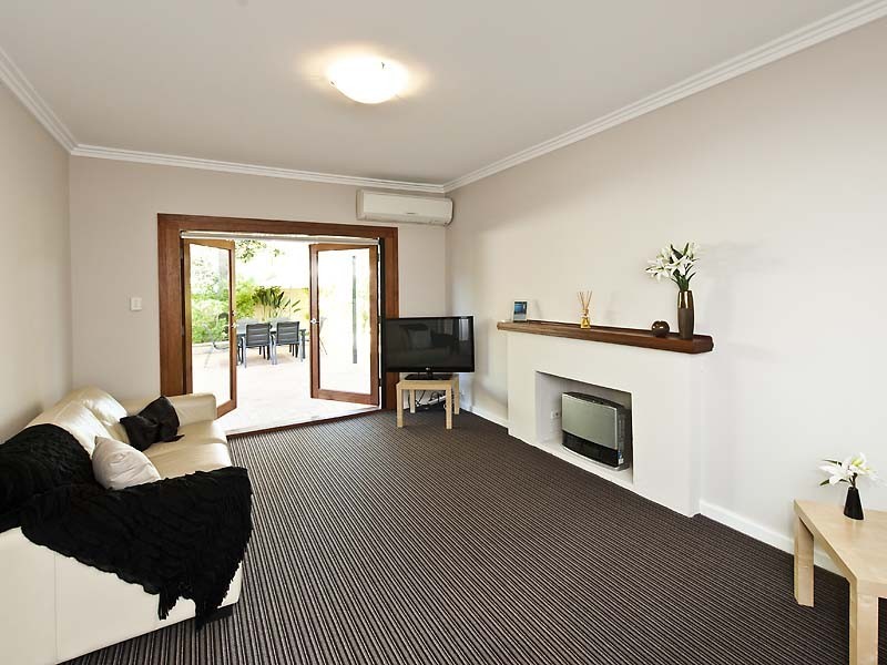 36A Bickley Crescent, Manning WA 6152