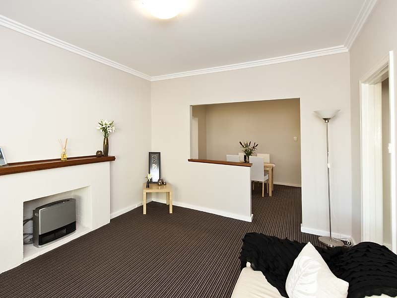 36A Bickley Crescent, Manning WA 6152