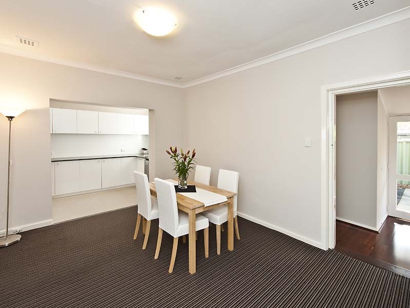 36A Bickley Crescent, Manning WA 6152