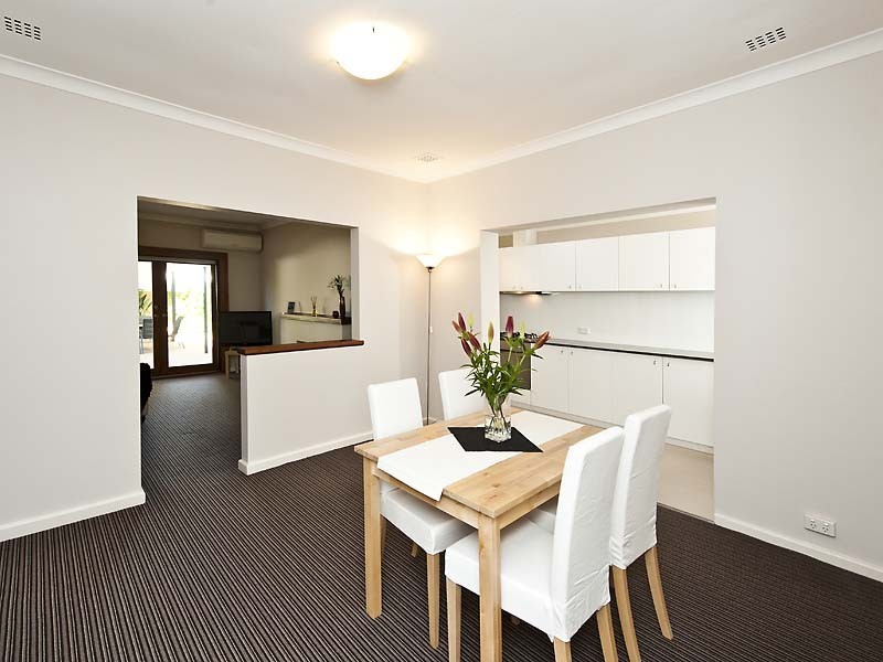 36A Bickley Crescent, Manning WA 6152