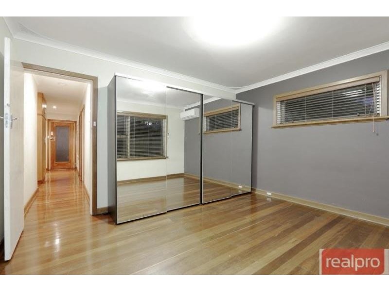 31 Wyndham Street, St James WA 6102