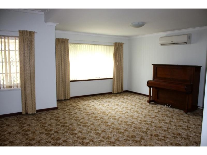 34 Bickley Crescent, Manning WA 6152