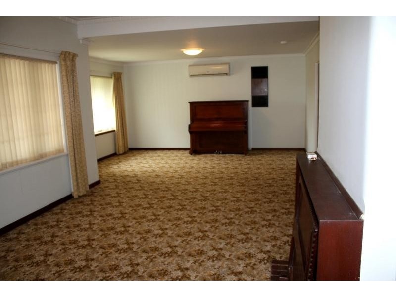 34 Bickley Crescent, Manning WA 6152