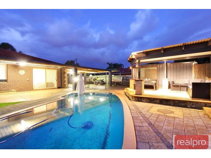 125 Reynolds Road, Forrestfield WA 6058