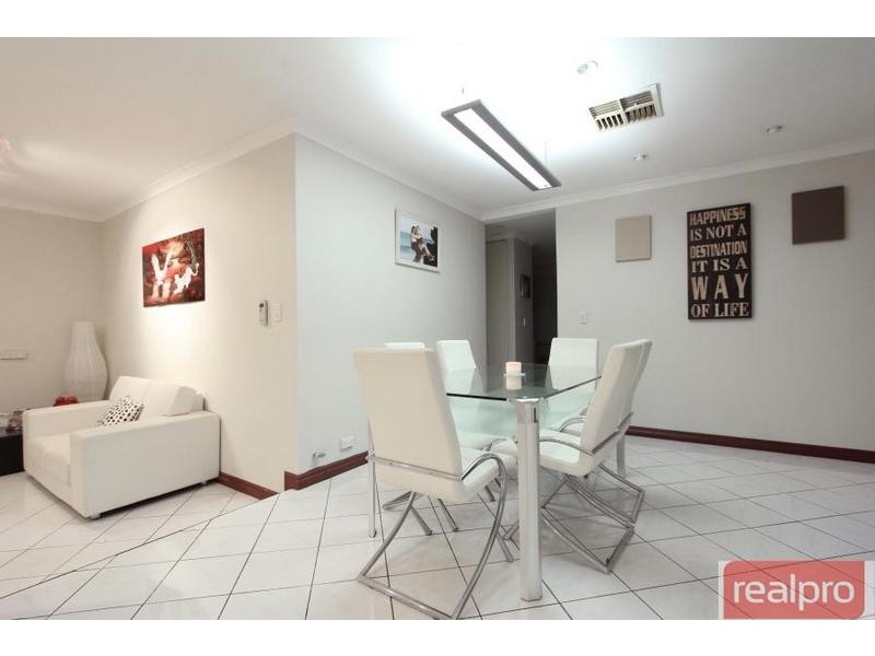 125 Reynolds Road, Forrestfield WA 6058