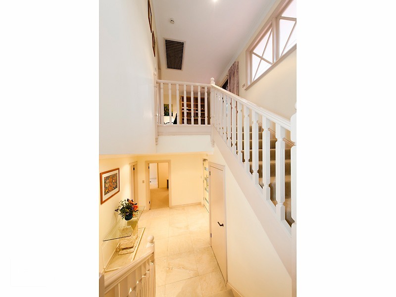 6B Thurles Court, Waterford WA 6152