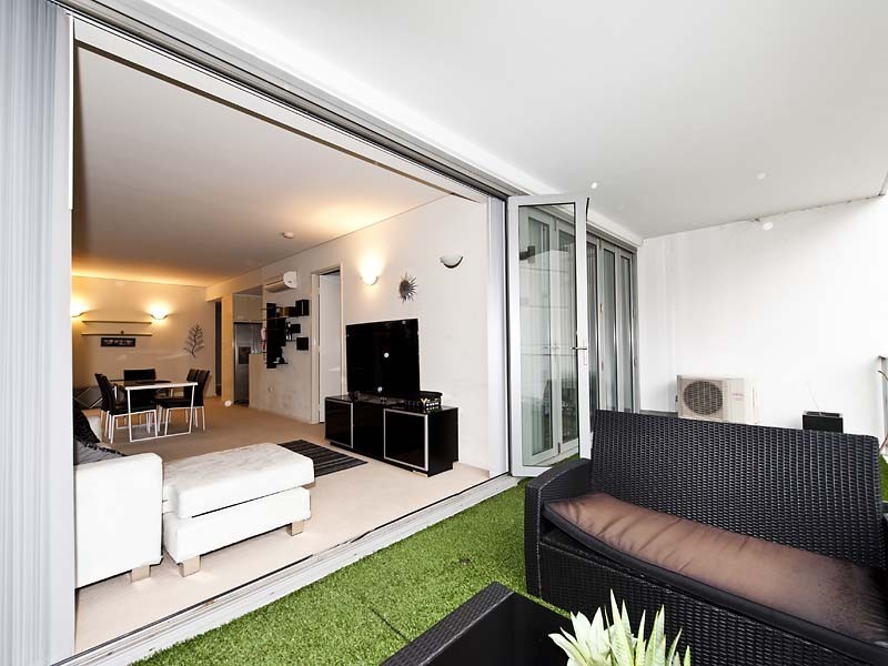 1/151 Adelaide Terrace, East Perth WA 6004