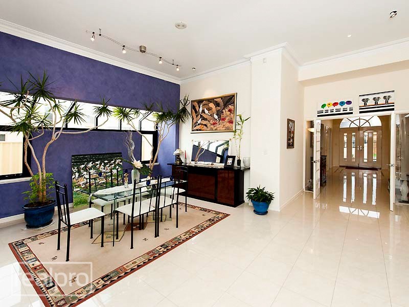 14 Kirkby Ridge, Salter Point WA 6152