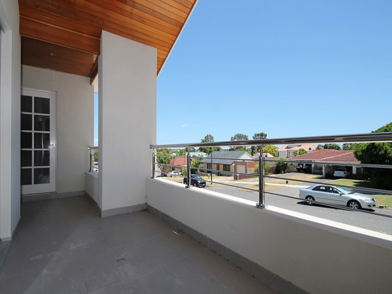 78B Edgecumbe Street, Como WA 6152