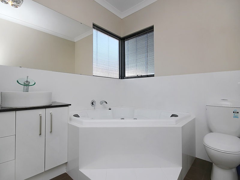 78B Edgecumbe Street, Como WA 6152