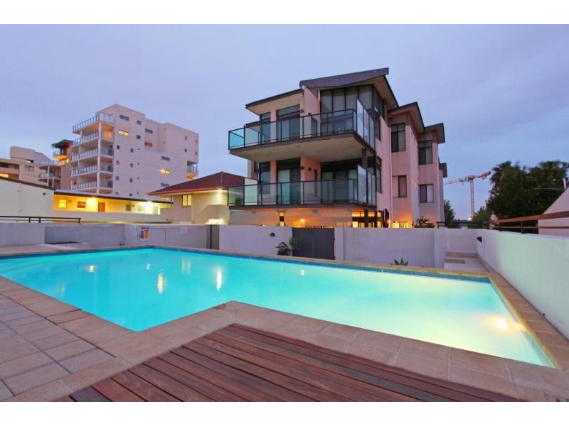 2/39 Mill Point Road, South Perth WA 6151