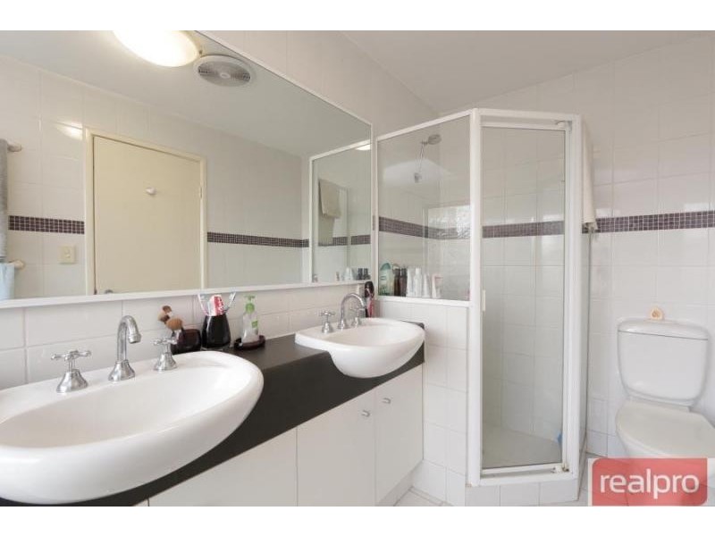 2/39 Mill Point Road, South Perth WA 6151
